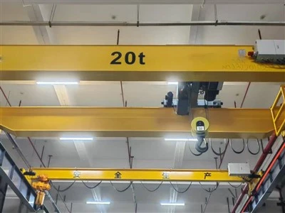 Macara EOT cu grindă dublă de 20 tone pentru utilizarea fabricii